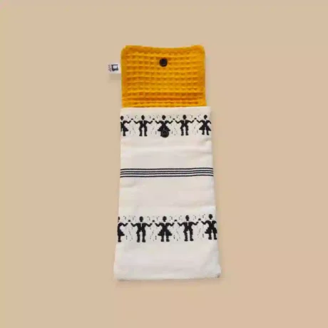 Etui brosse à dents danseuse sardane ouvert intérieur caramel.